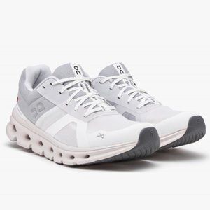 On Cloudrunner White Frost Size 9.5